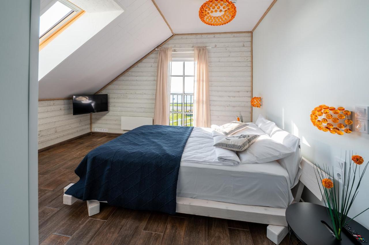 Pakri Parun Aparthotel Paldiski Exteriör bild