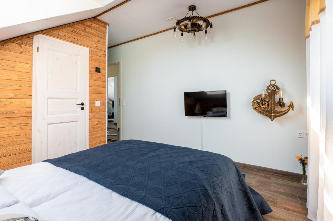 Pakri Parun Aparthotel Paldiski Exteriör bild