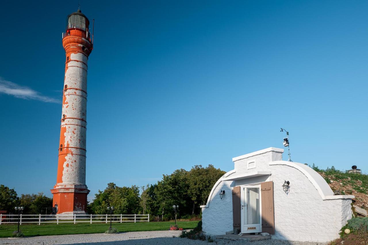 Pakri Parun Aparthotel Paldiski Exteriör bild