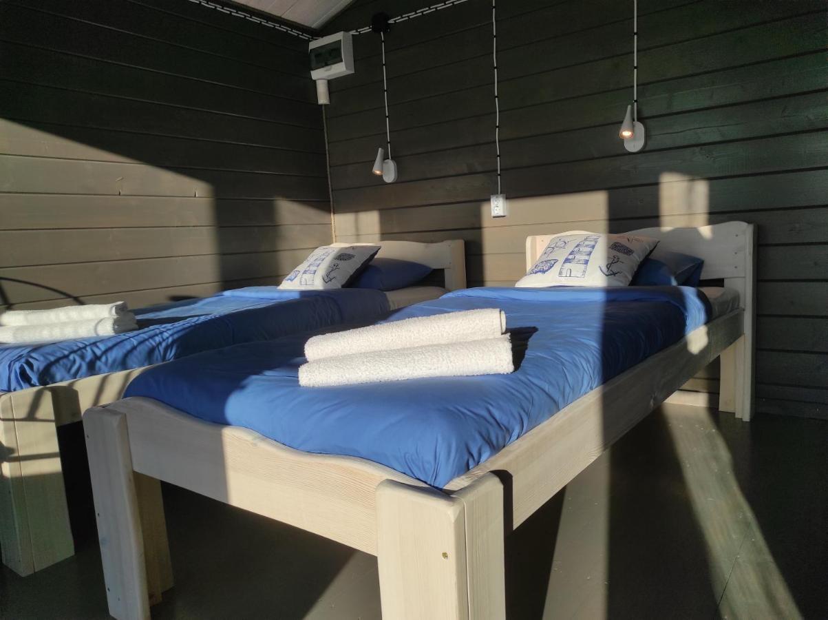 Pakri Parun Aparthotel Paldiski Exteriör bild